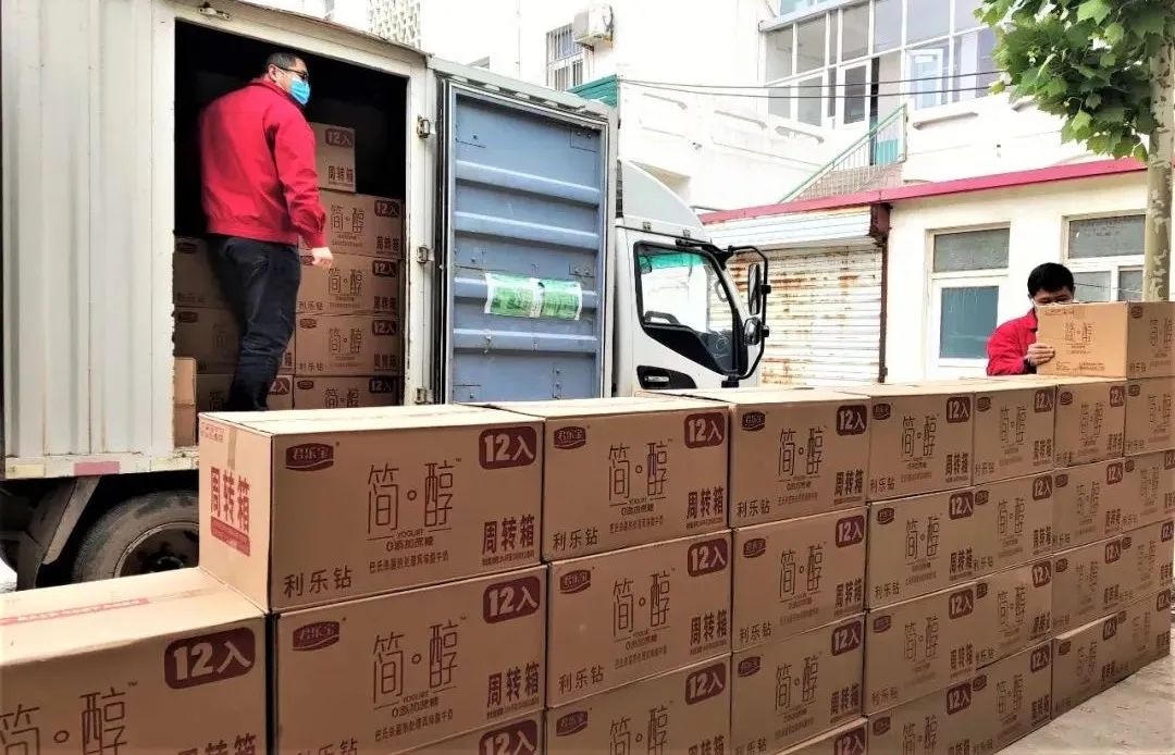 晨光生物為抗疫一線捐贈(zèng)酸奶3000箱
