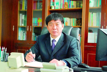全國人大代表、晨光生物董事長盧慶國：建議大幅提升現有藥典標準，引導中藥材種植向優勢產區發展